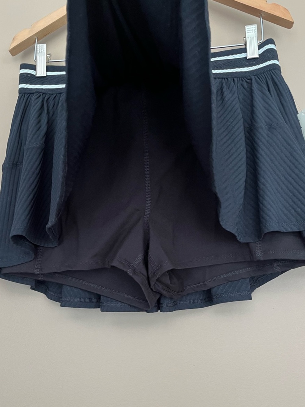 {FP Movement} Sultry Skort in Black - Womens Large - NWT - Picture 5 of 14